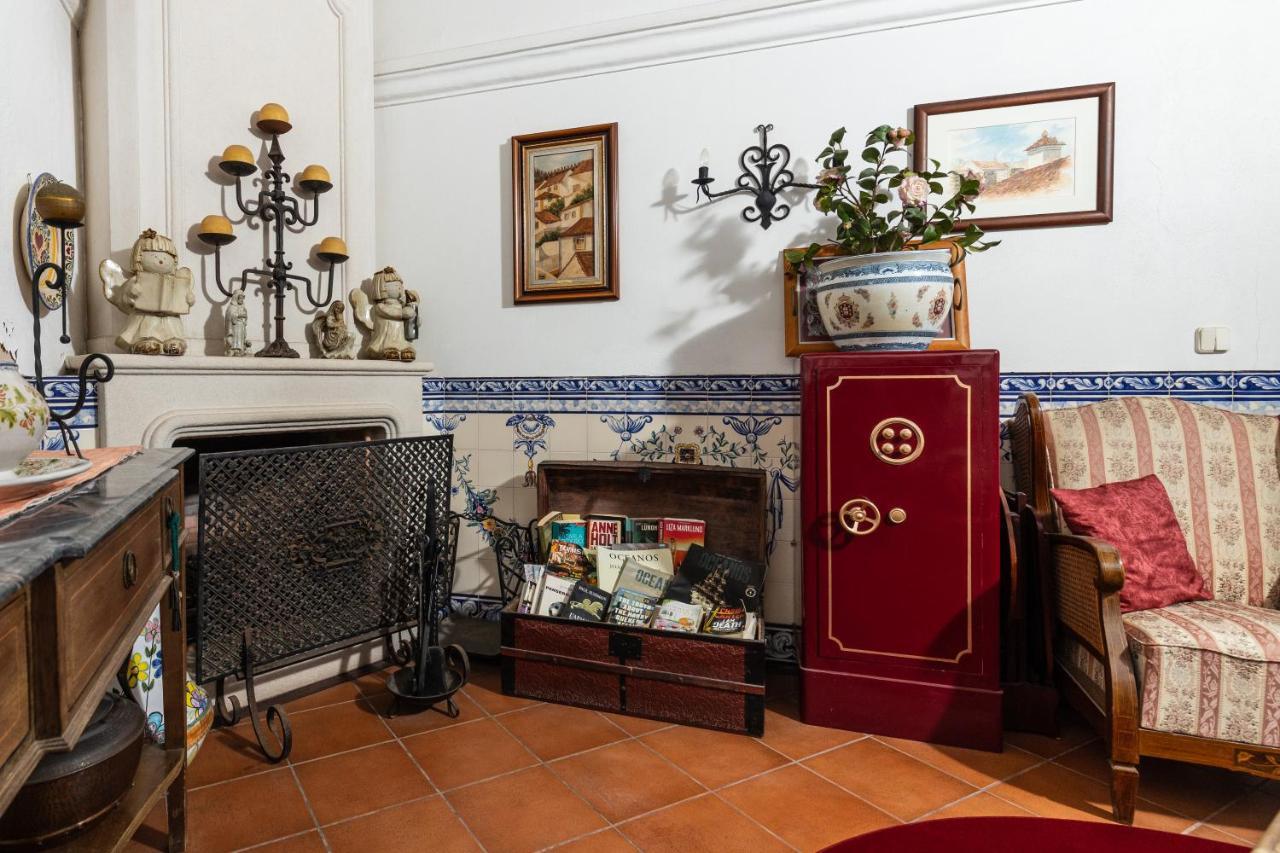 Casa De S. Thiago Do Castelo Hotel Obidos Luaran gambar