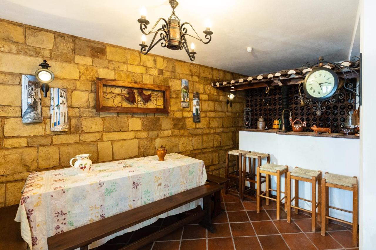 Casa De S. Thiago Do Castelo Hotel Obidos Luaran gambar