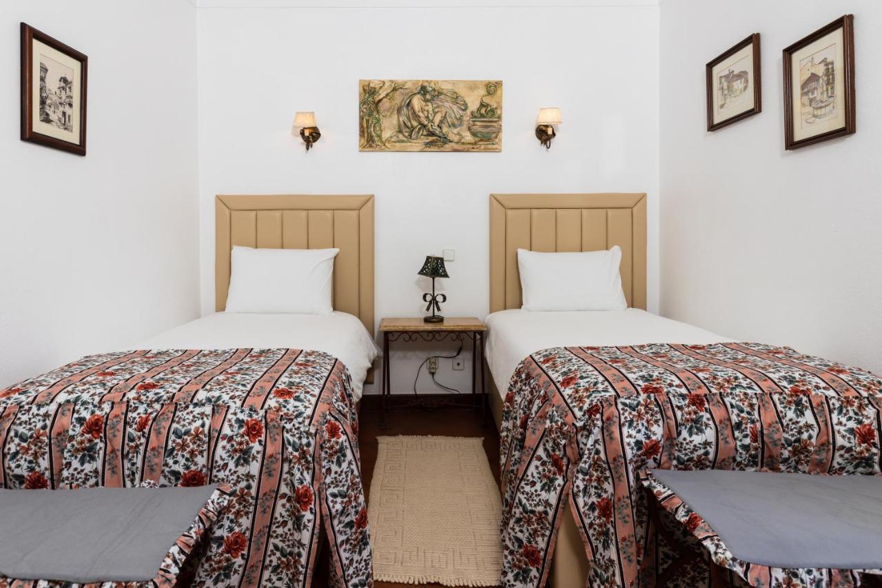 Casa De S. Thiago Do Castelo Hotel Obidos Luaran gambar