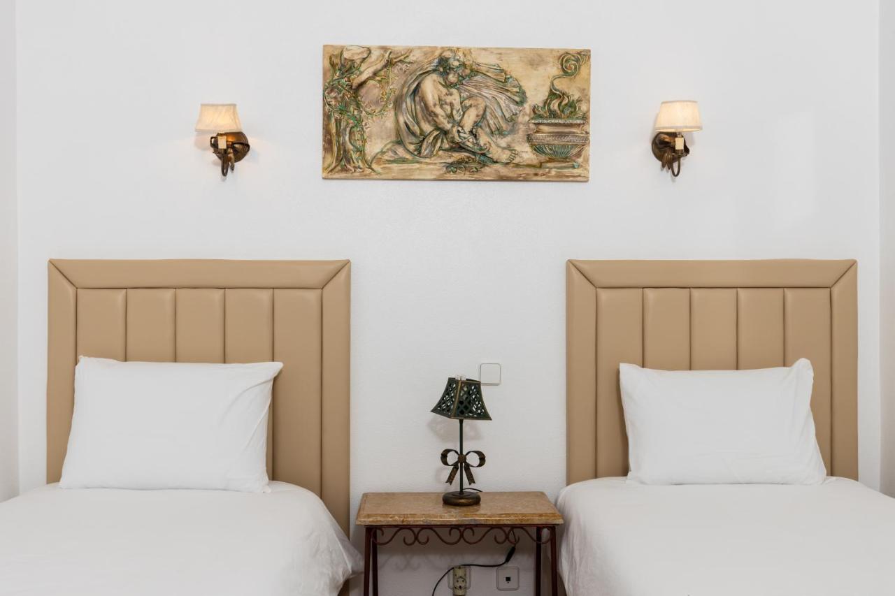 Casa De S. Thiago Do Castelo Hotel Obidos Luaran gambar