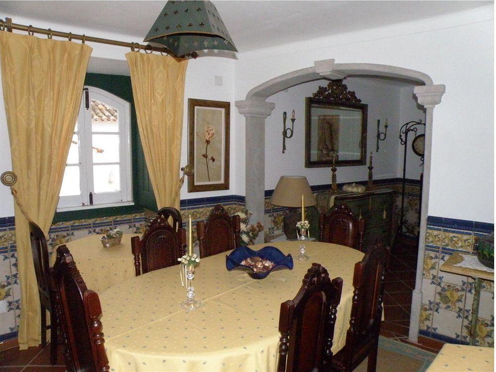 Casa De S. Thiago Do Castelo Hotel Obidos Luaran gambar