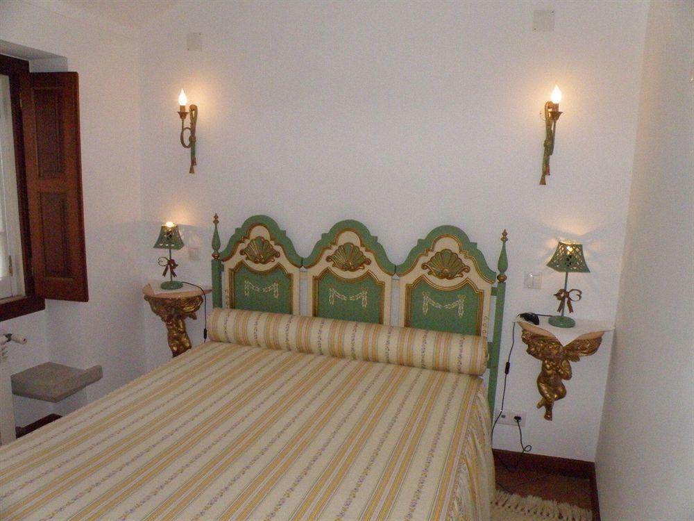 Casa De S. Thiago Do Castelo Hotel Obidos Luaran gambar