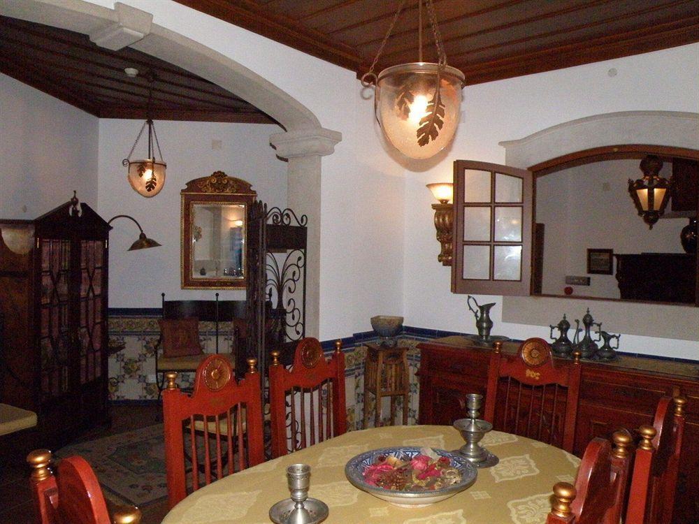 Casa De S. Thiago Do Castelo Hotel Obidos Luaran gambar